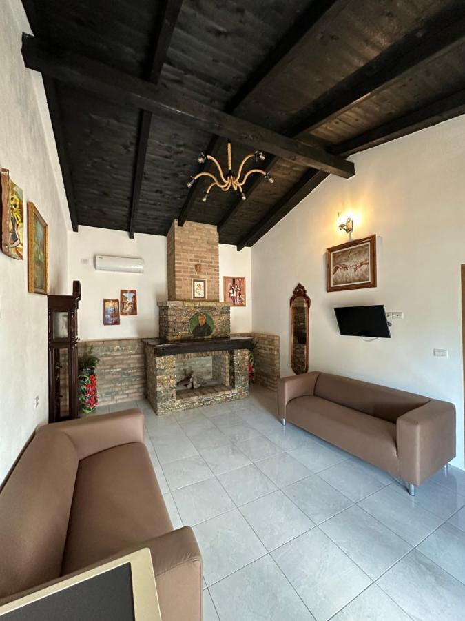 Ara E Vjeter Resort Velipoje Luaran gambar